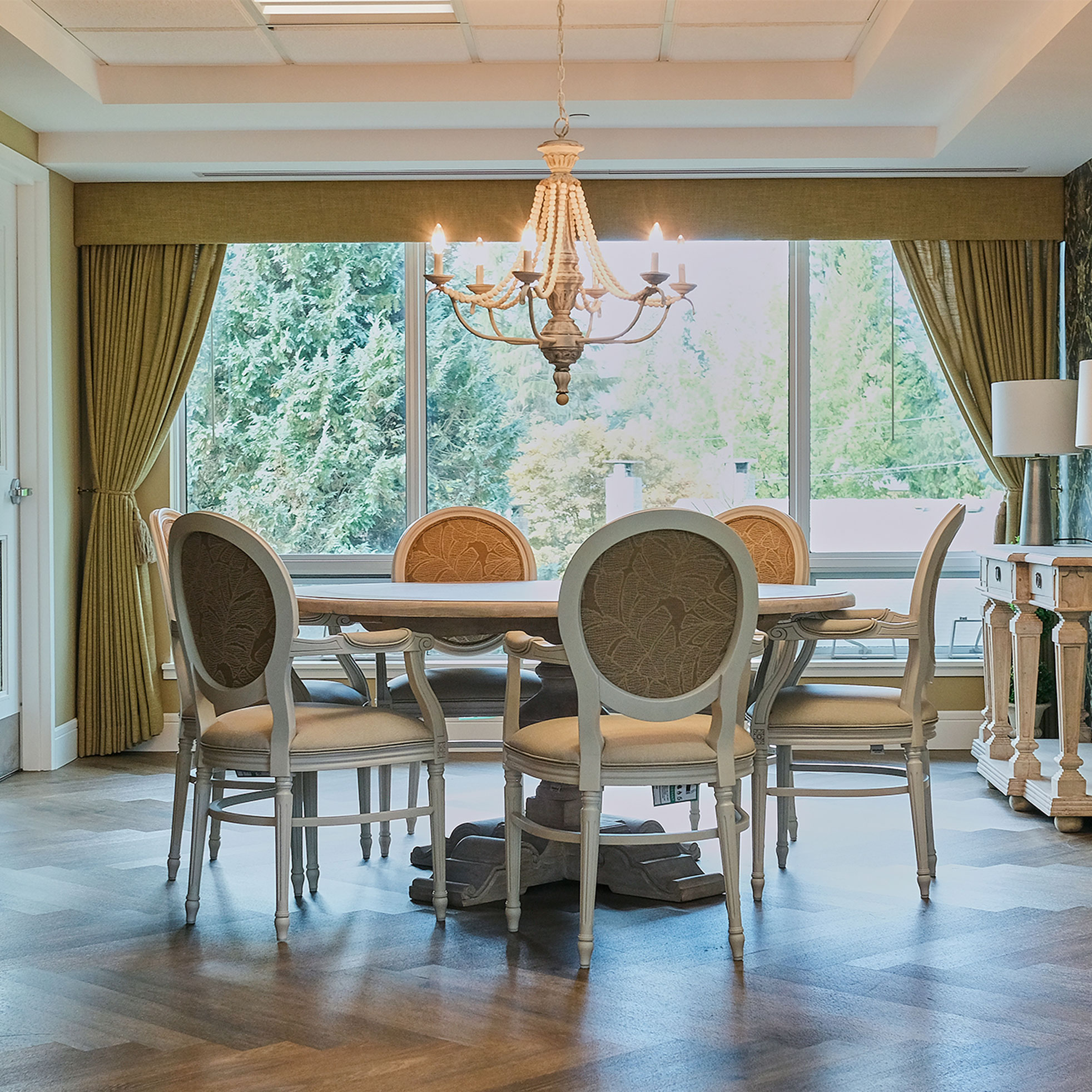 Lynn Valley Care Centre Dining Room Facilities